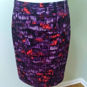 2/$15 Ann Taylor Abstract Print Pencil Skirt